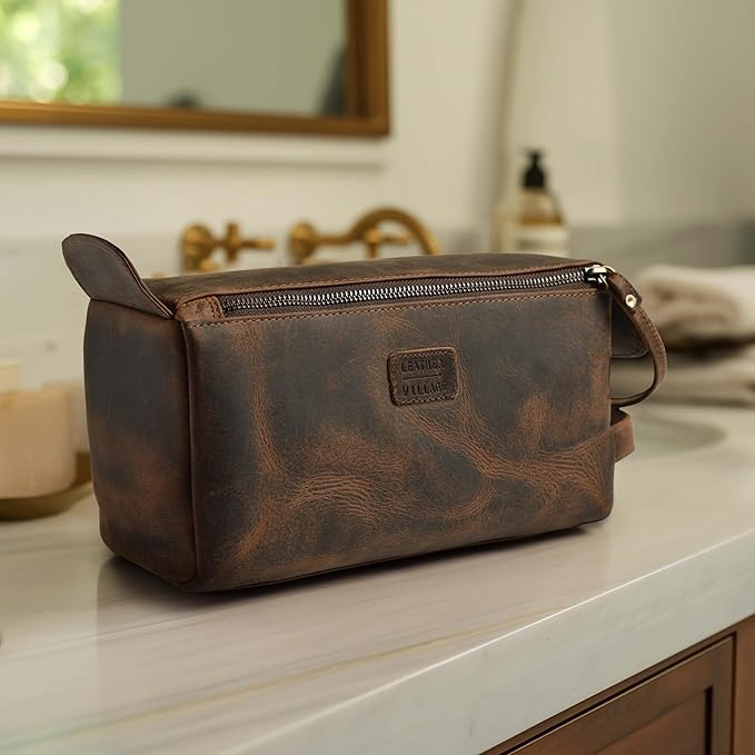 LEATHER VILLAGE Premium Leather Travel Toiletry Bag - Water-Resistant Dopp Kit for Toiletries, Large Shaving Bag & Bathroom Organizer - Gift for Men & Women - Rustic Brown