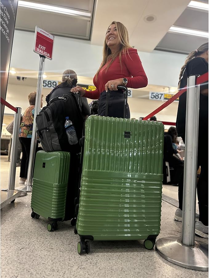 World Traveler Dejuno Tonal Ultimate Travel Combo Spinner Carry-On & Laptop Backpack 2-Piece Luggage Set - Matcha (20" Carry-On & 19" Backpack)