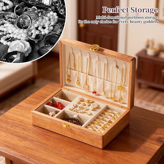 Travel Jewelry Case Small Wood Jewelry Organizer Jewelry Box for Women (Pine Wood Print C)