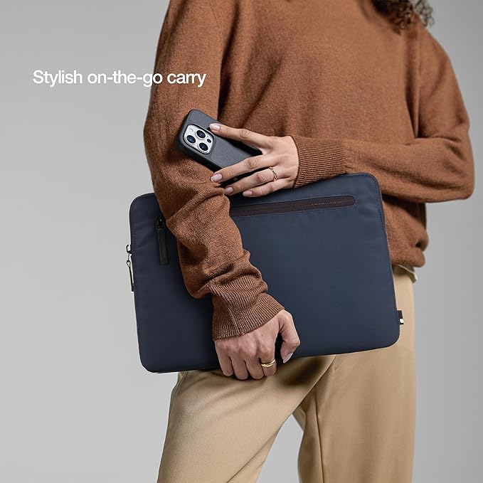 Incase Compact Laptop Sleeve with Flight Nylon - 14-inch MacBook/Laptop & iPad/Tablet Sleeve - Faux Fur Lining, Lightweight, Durable, Weather Resistant, Slip Pocket for Accessories - Navy