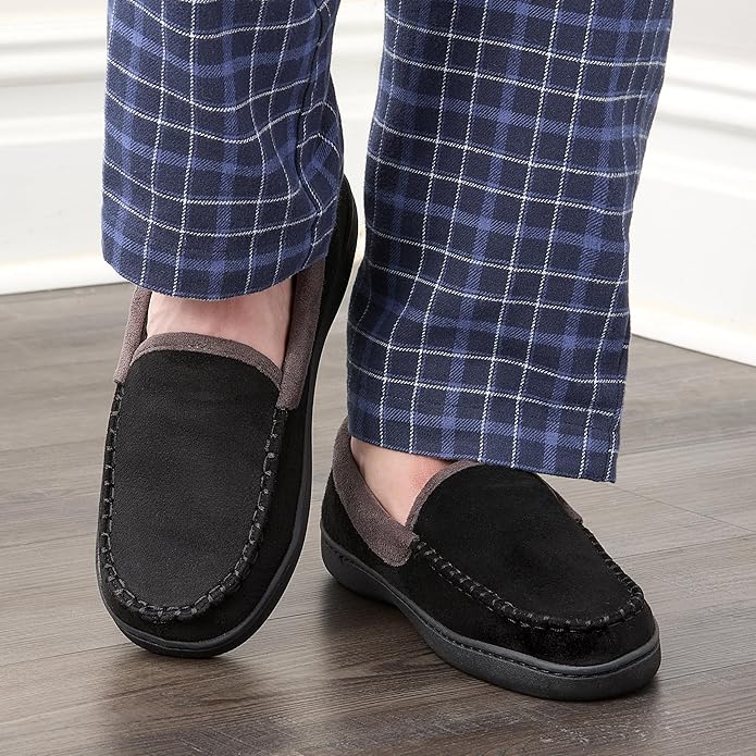 Fruit of the Loom Men’s Memory Foam House Slippers Indoor Outdoor – Microsuede Venetian Cozy Warm Men’s Slippers Plush House Shoes, Sizes 7-14