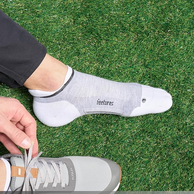 Feetures Elite Golf Max Cushion Tab Ankle Socks - Sport Sock with Targeted Compression