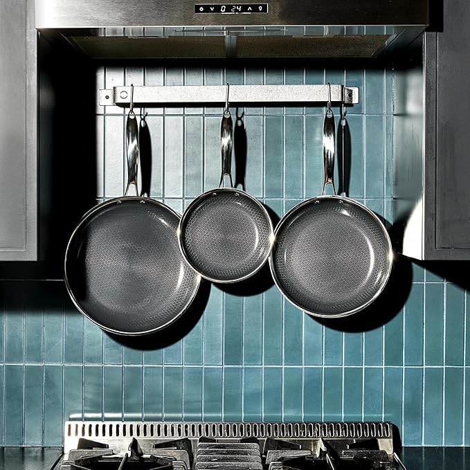 HexClad Hybrid Nonstick 6-Piece Fry Pan Set, 8, 10, and 12-Inch Frying Pans with Tempered Glass Lids, Stay-Cool Handles, Dishwasher-Friendly, Induction Ready, Compatible with All Cooktops