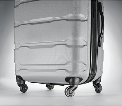 Samsonite Omni PC Hardside Expandable Luggage with Spinner Wheels, Silver, Checked-Large 28-Inch